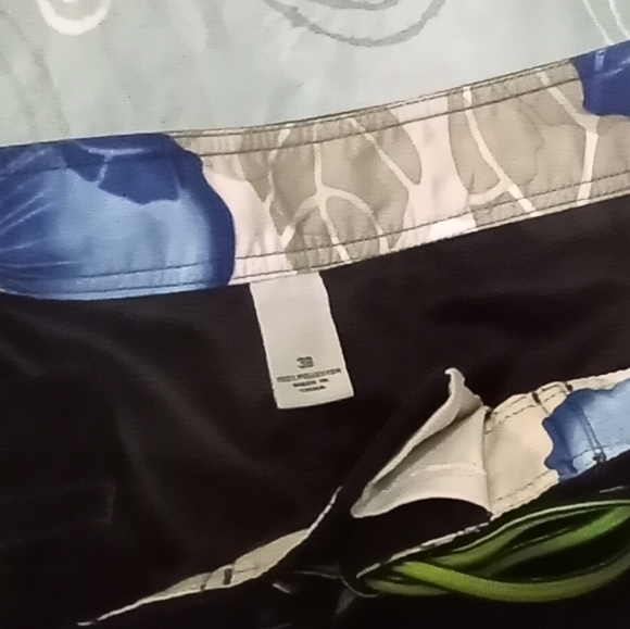 Men's First Wave Size 38 Swimming Trunks - Picture 4 of 6